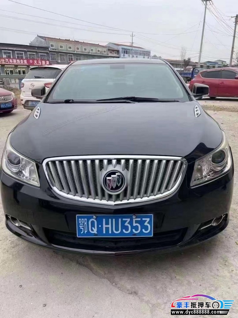 15年别克君越轿车抵押车出售