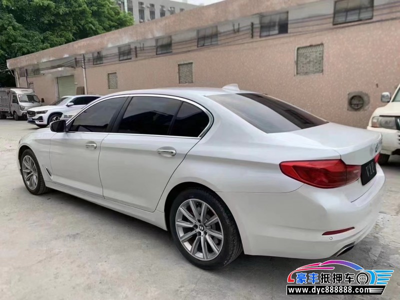 18年宝马5系轿车抵押车出售