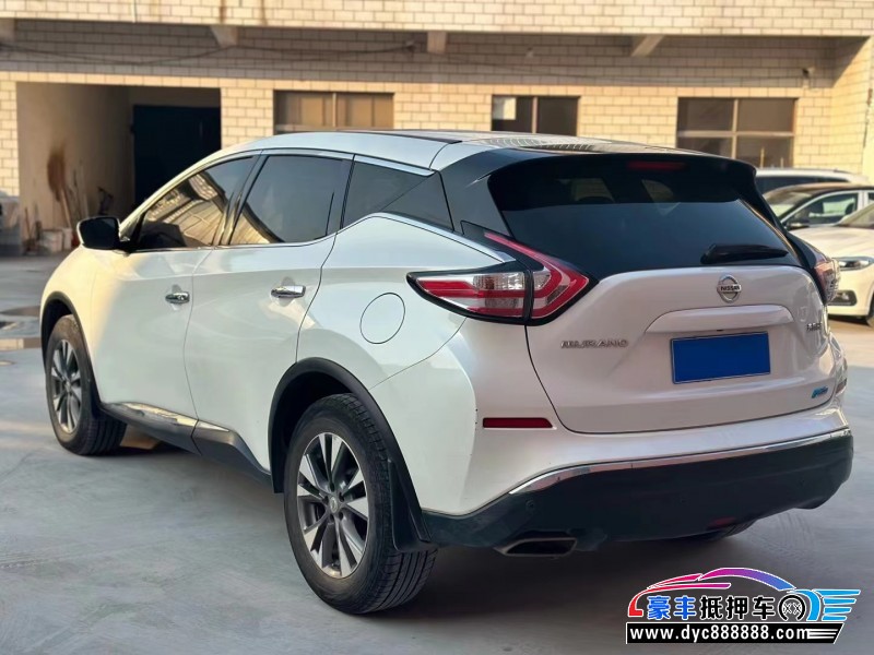 16年日产楼兰轿车抵押车出售