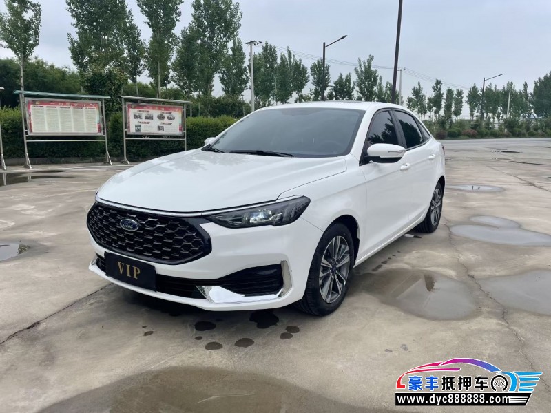 22年福特福睿斯轿车抵押车出售