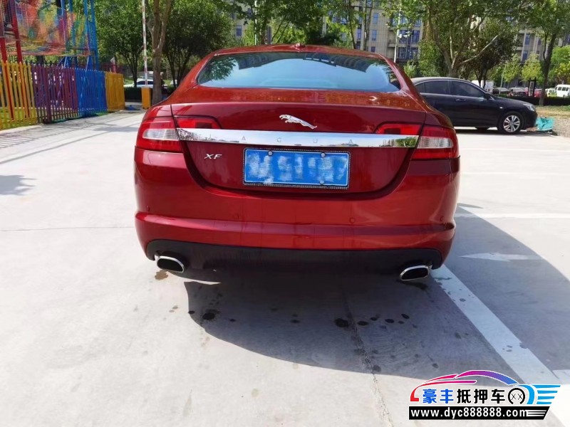 12年捷豹XF轿车抵押车出售