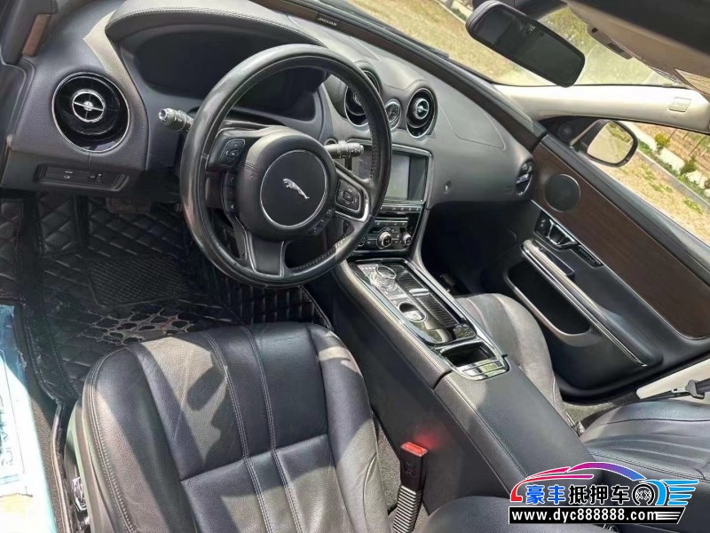 17年捷豹XJ轿车抵押车出售