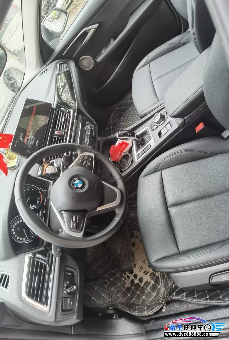 22年宝马1系轿车抵押车出售