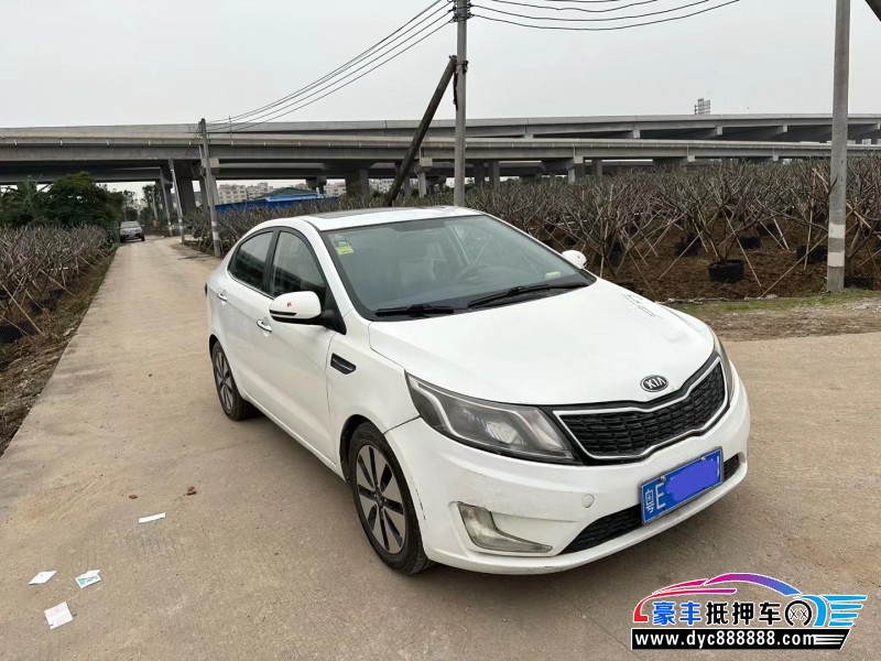 15年起亚K2轿车抵押车出售