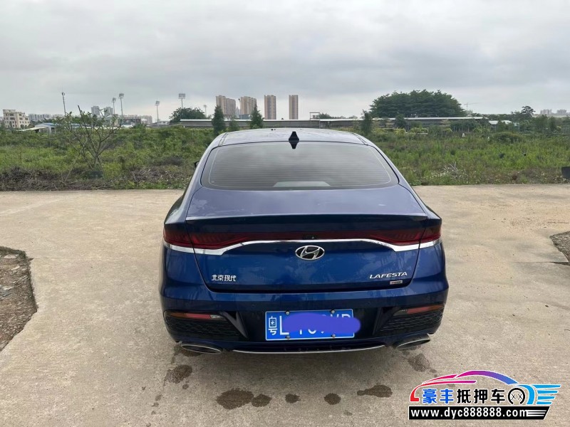 20年现代菲斯塔轿车抵押车出售