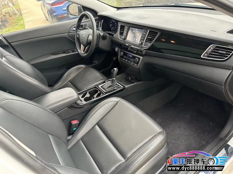 16年现代名图轿车抵押车出售