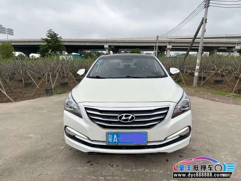 16年现代名图轿车抵押车出售