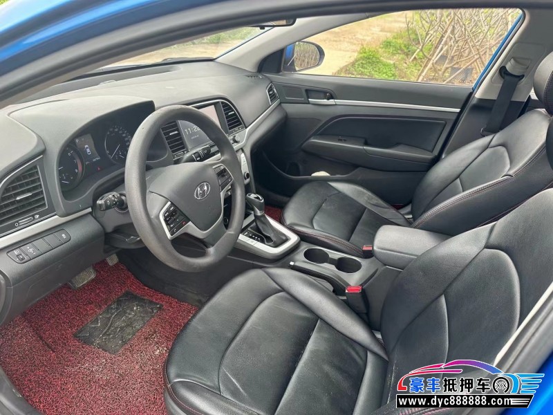 17年现代领动轿车抵押车出售