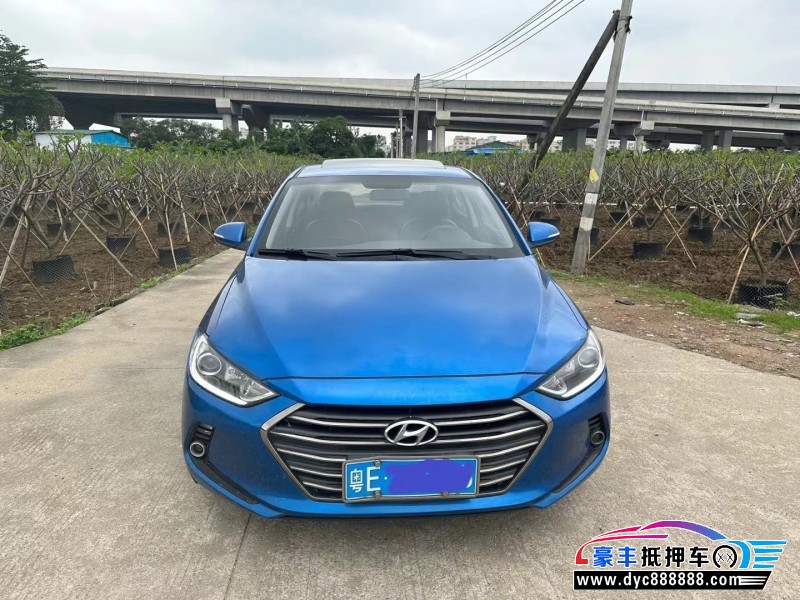 17年现代领动轿车抵押车出售