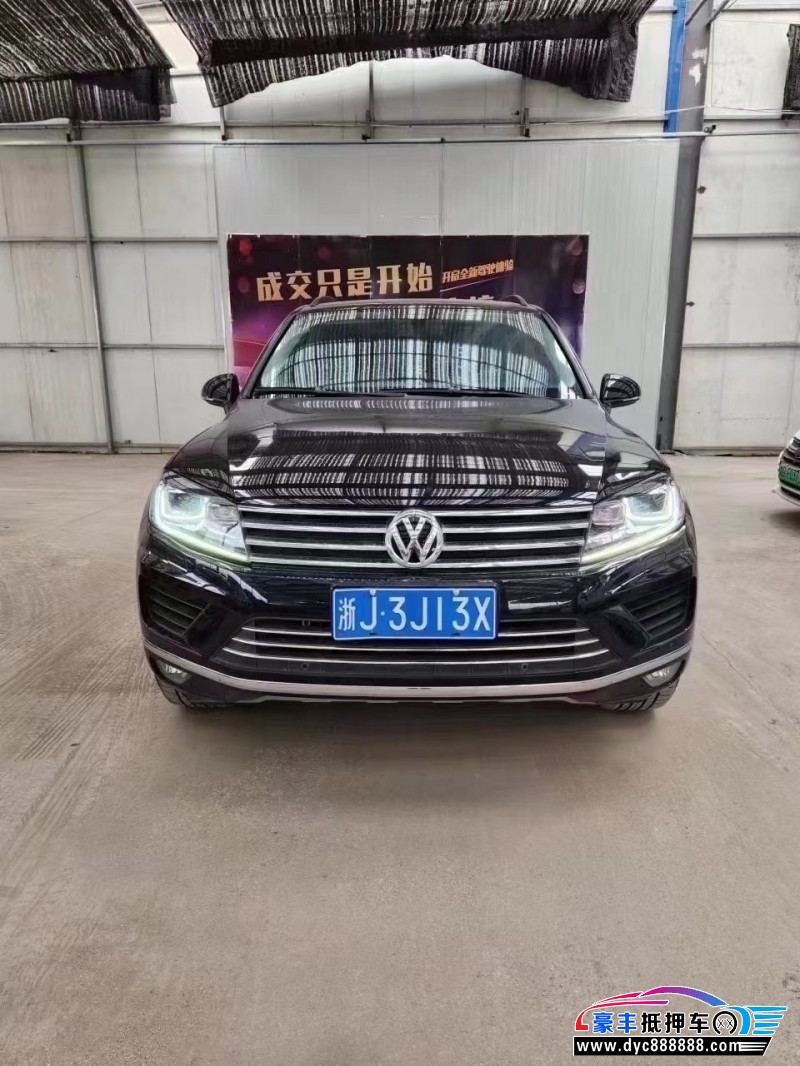 18年大众途锐轿车抵押车出售