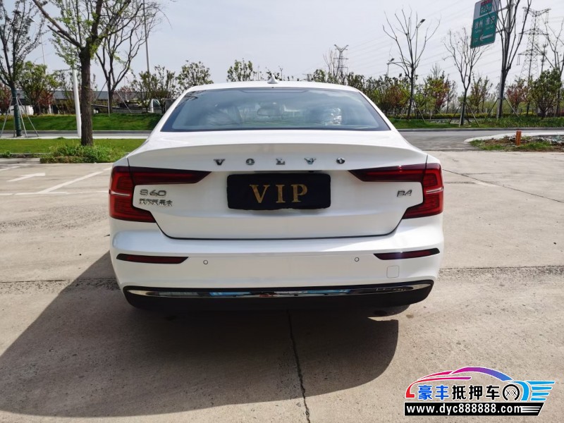 23年沃尔沃S60轿车抵押车出售