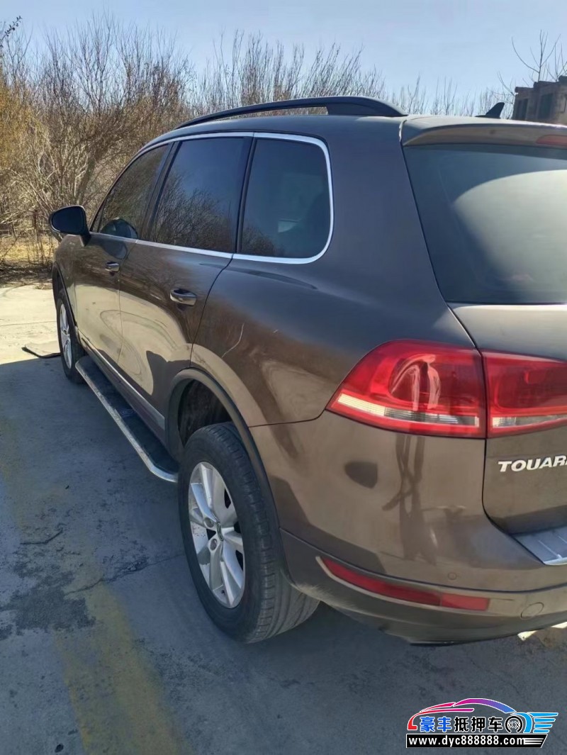 11年大众途锐轿车抵押车出售