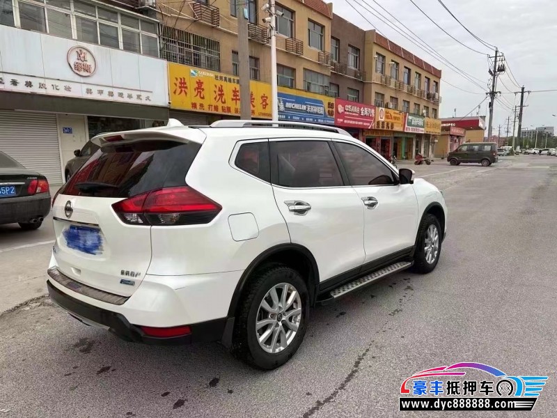 17年日产奇骏SUV抵押车出售