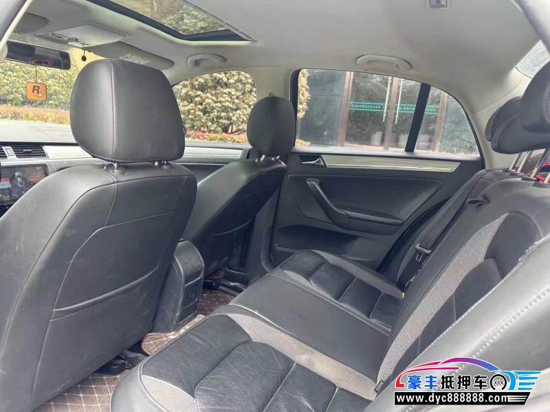 16年大众宝来轿车抵押车出售