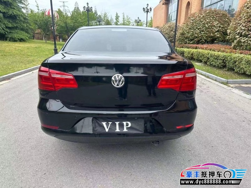 16年大众宝来轿车抵押车出售