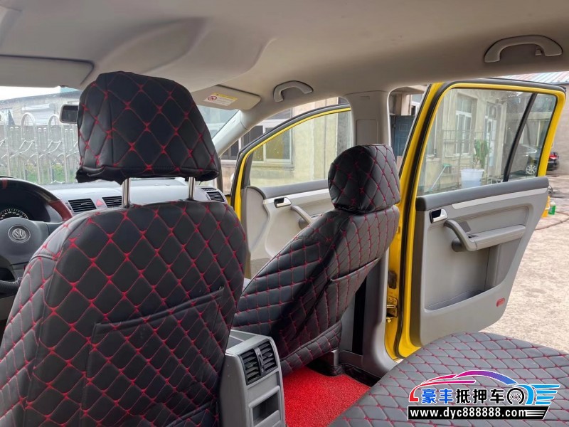 17年大众途安轿车抵押车出售