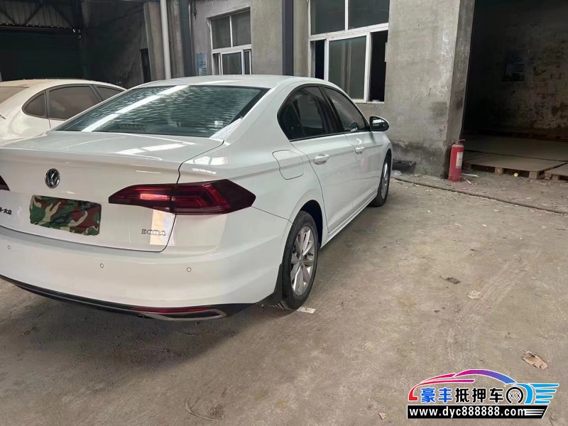 18年大众宝来轿车抵押车出售