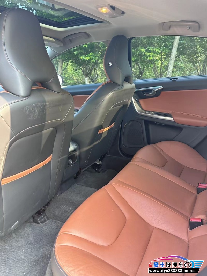 20年沃尔沃S60L轿车抵押车出售