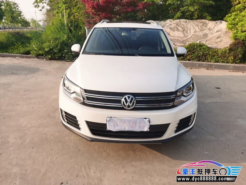 15年大众途观轿车抵押车出售