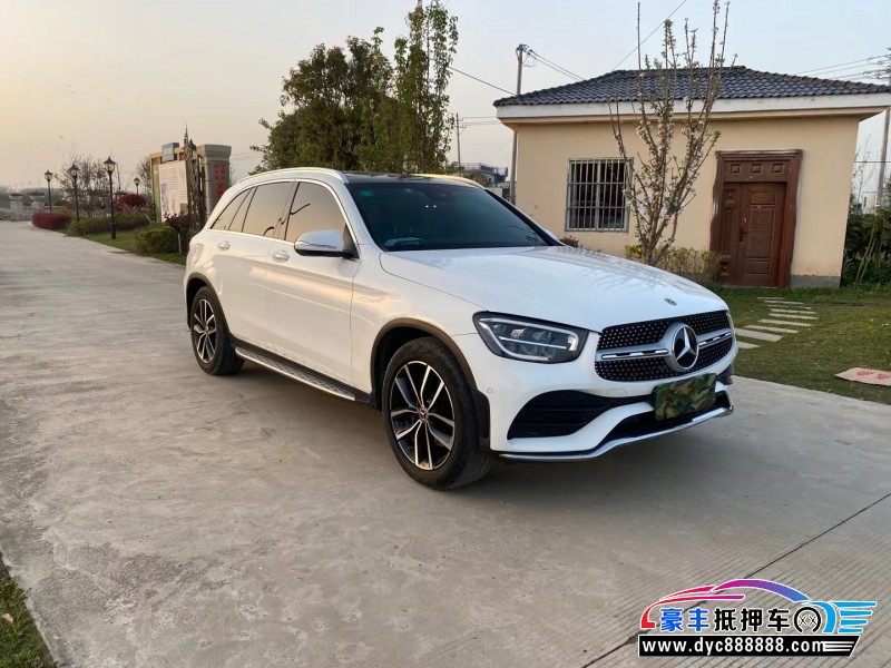 20年奔驰GLC轿车抵押车出售