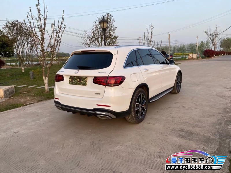 20年奔驰GLC轿车抵押车出售