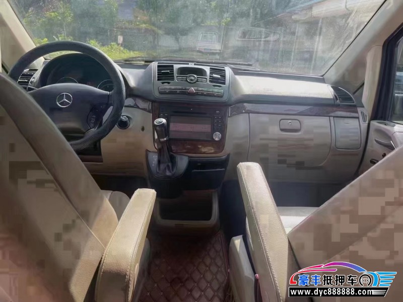10年奔驰唯雅诺MPV抵押车出售
