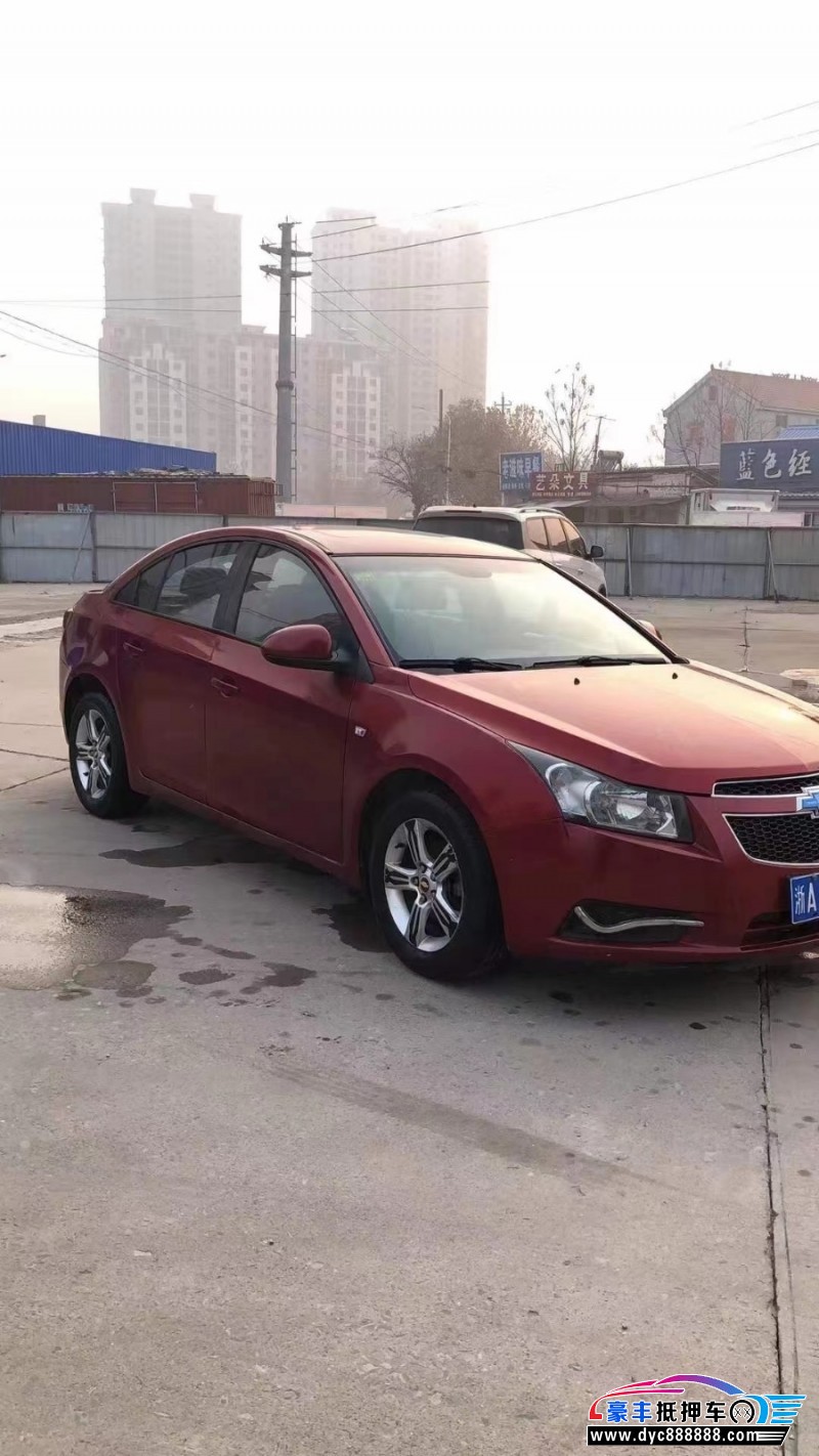 12年雪佛兰科鲁兹轿车抵押车出售