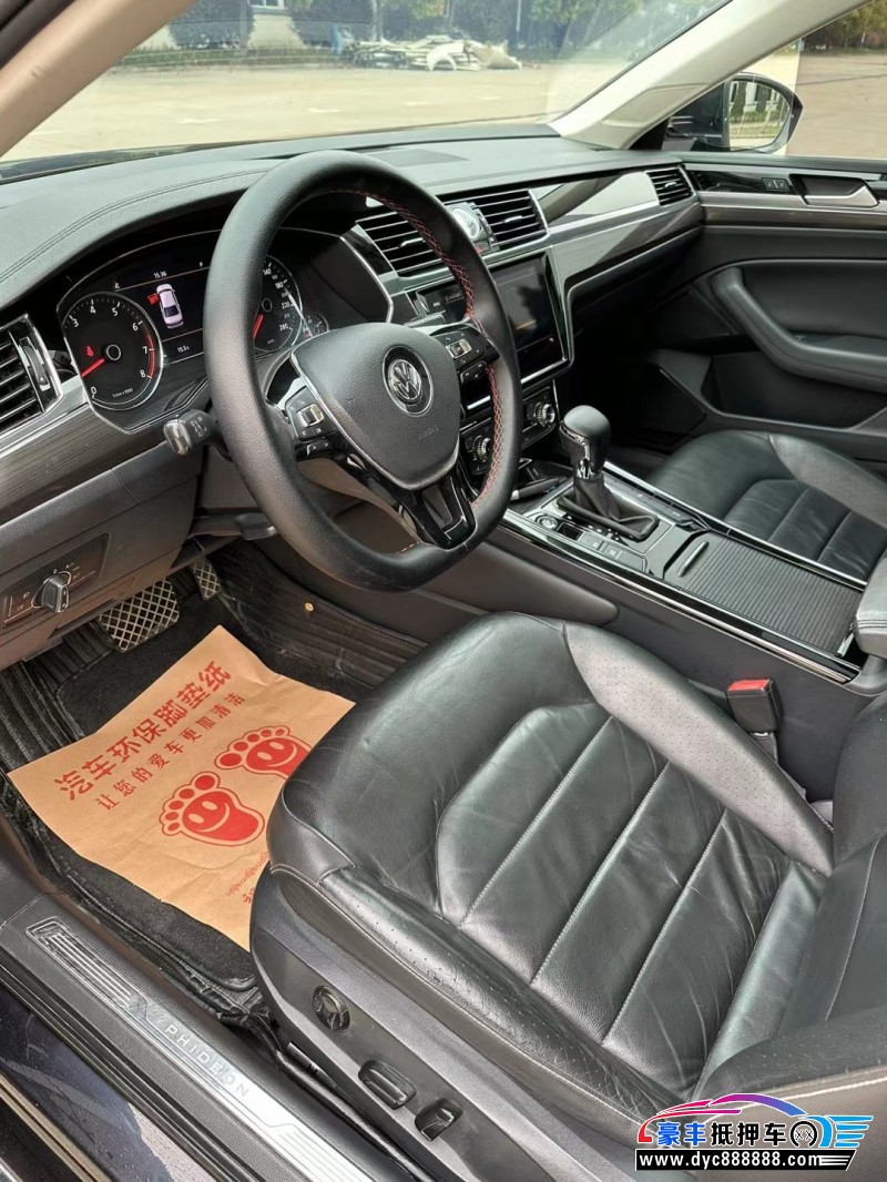 18年大众辉昂轿车抵押车出售