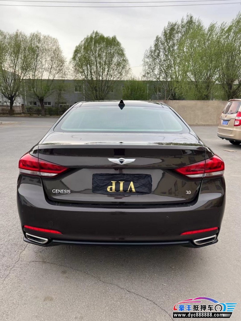 15年现代捷恩斯轿车抵押车出售