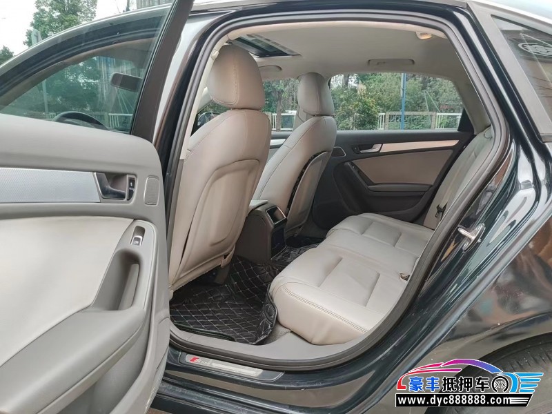 12年奥迪A4轿车抵押车出售