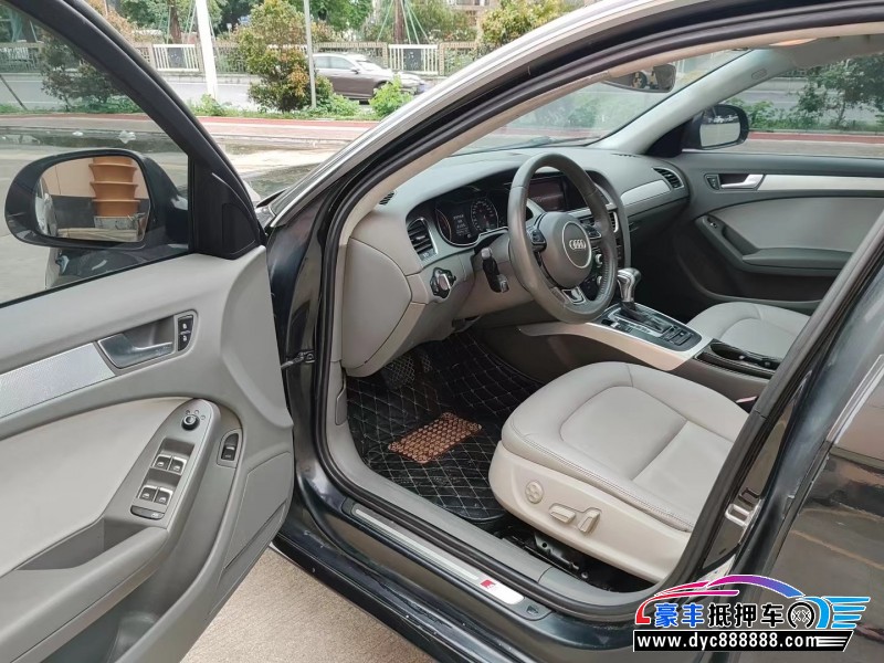 12年奥迪A4轿车抵押车出售