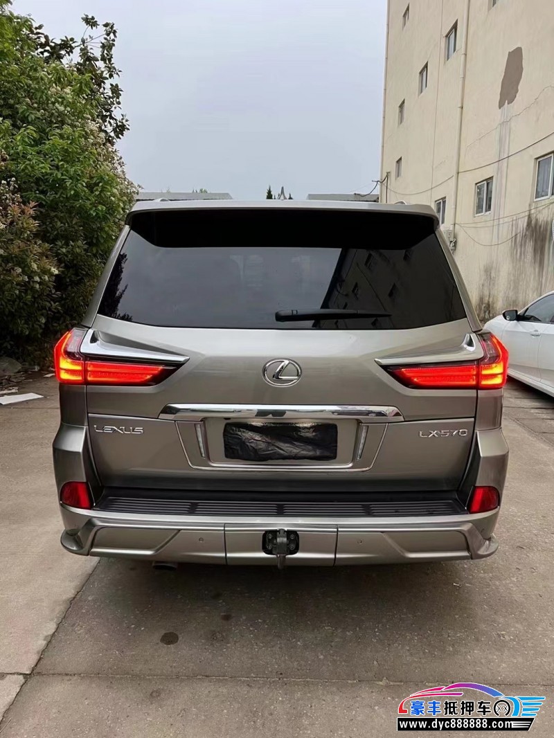 19年雷克萨斯LX轿车抵押车出售