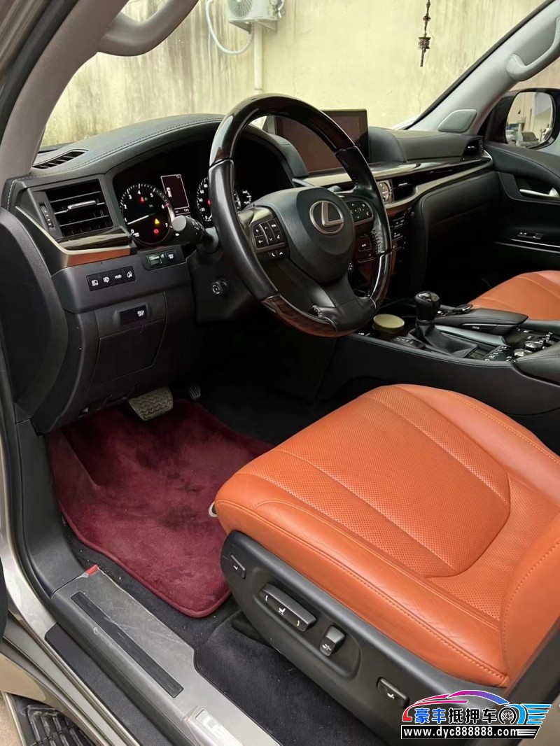 19年雷克萨斯LX轿车抵押车出售