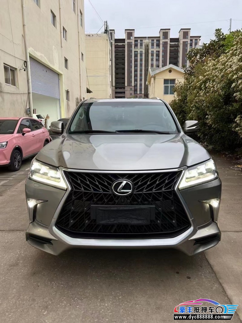 19年雷克萨斯LX轿车抵押车出售
