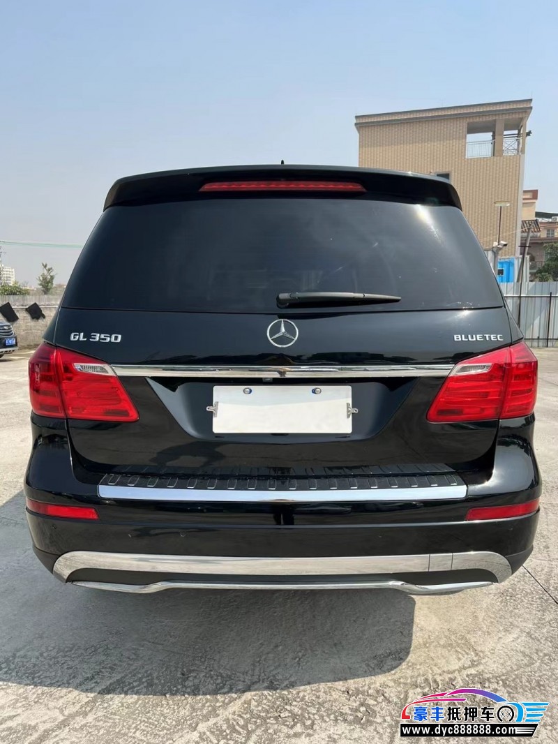 14年奔驰GL轿车抵押车出售