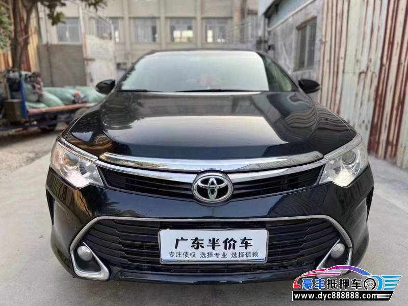 17年丰田凯美瑞轿车抵押车出售