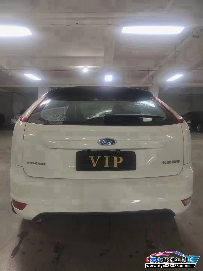 13年福特福克斯轿车抵押车出售