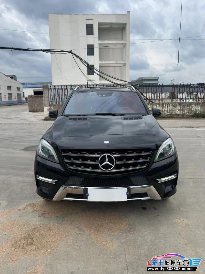 13年奔驰MLSUV抵押车出售