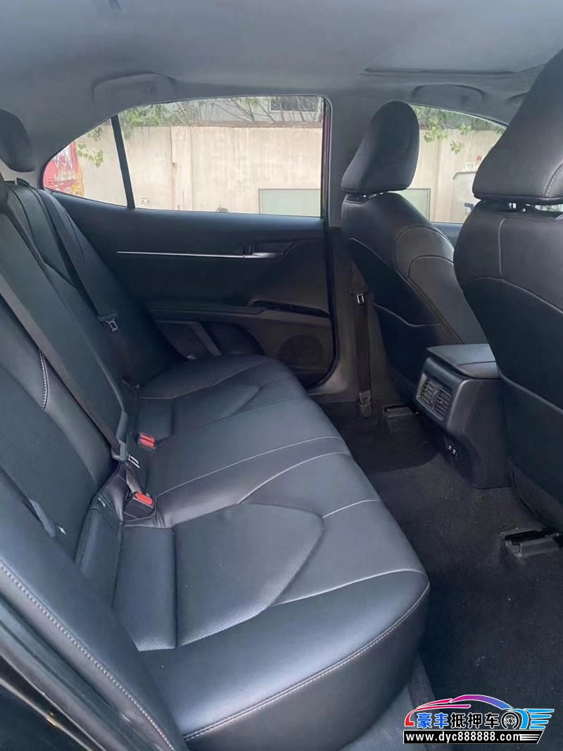 20年丰田凯美瑞轿车抵押车出售