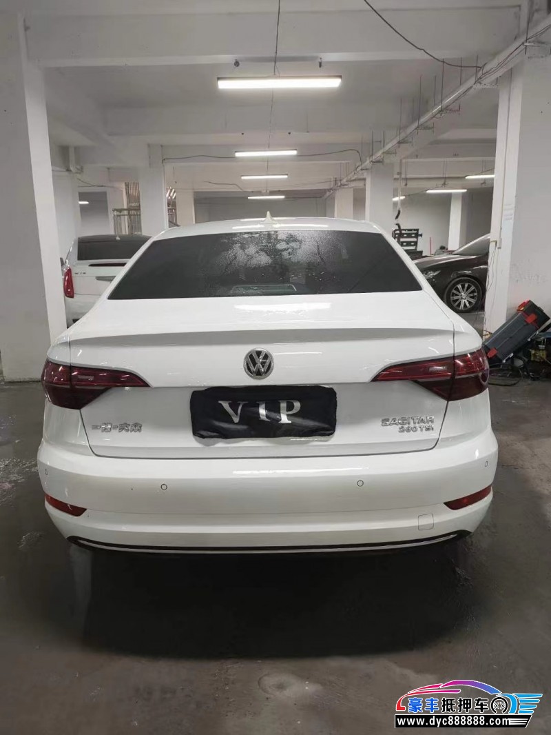 20年大众速腾轿车抵押车出售