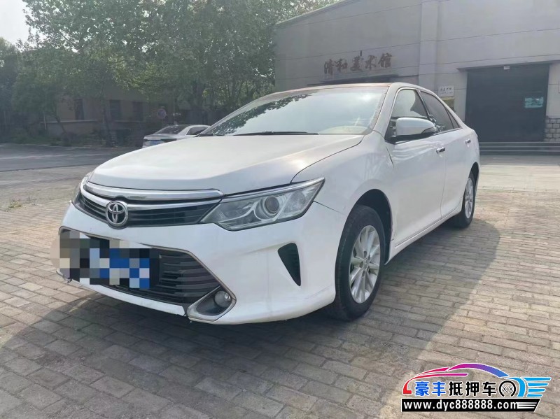 17年丰田凯美瑞轿车抵押车出售