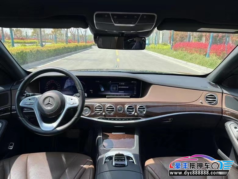 18年奔驰S轿车抵押车出售