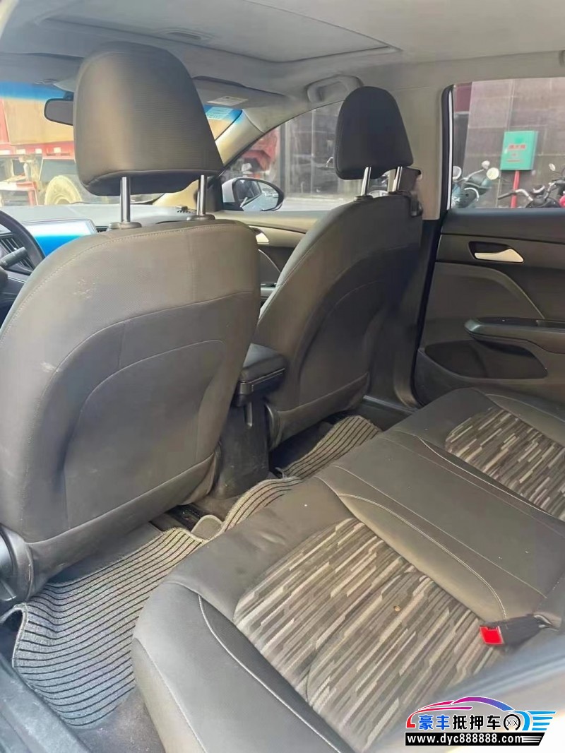 19年雪佛兰科沃兹轿车抵押车出售