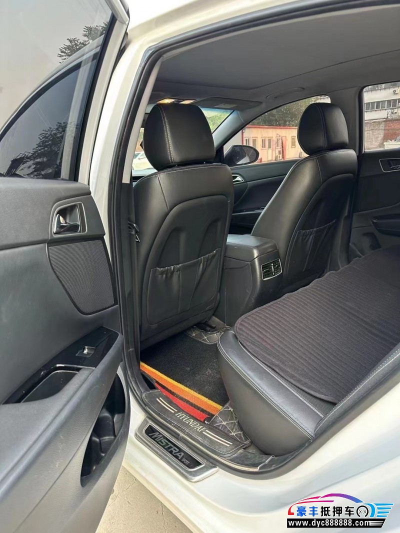 17年现代名图轿车抵押车出售