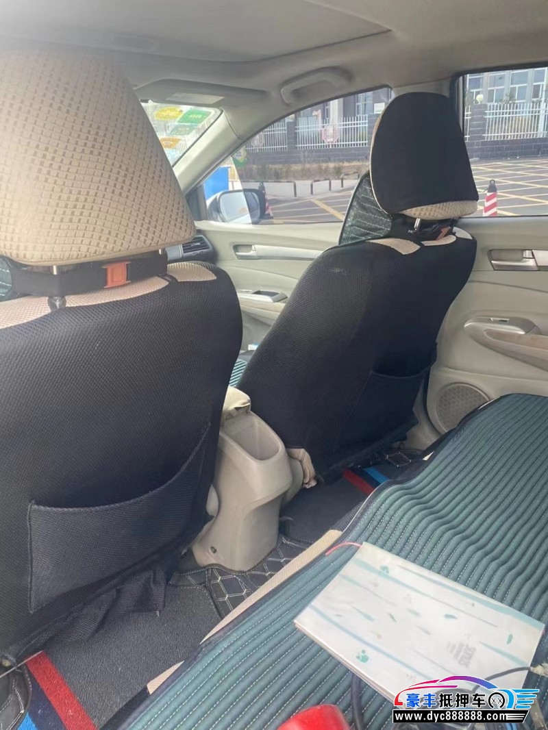 12年本田锋范轿车抵押车出售