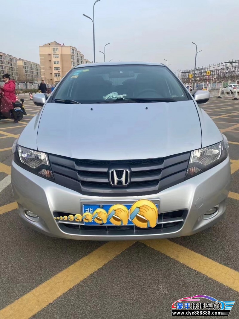 12年本田锋范轿车抵押车出售