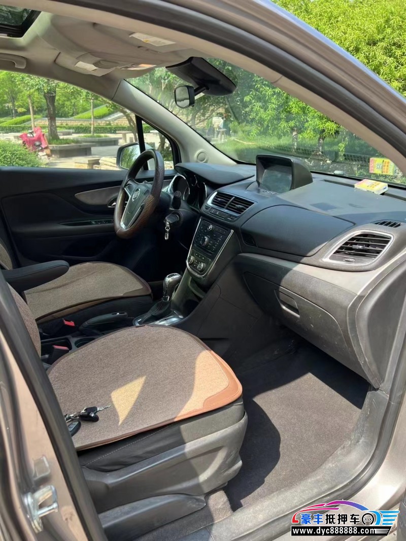 13年别克昂科拉轿车抵押车出售