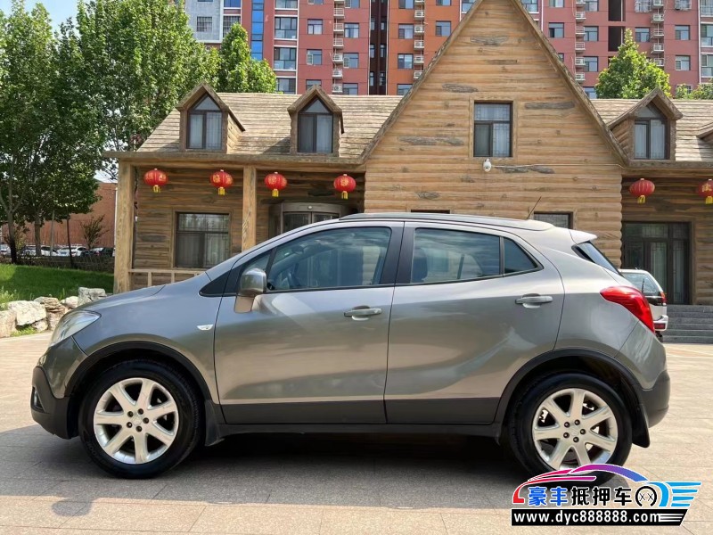 13年别克昂科拉轿车抵押车出售