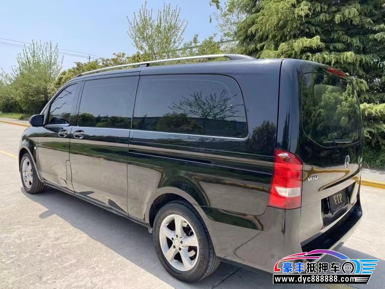 17年奔驰威霆MPV抵押车出售