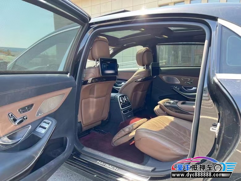 19年奔驰迈巴赫S级轿车抵押车出售